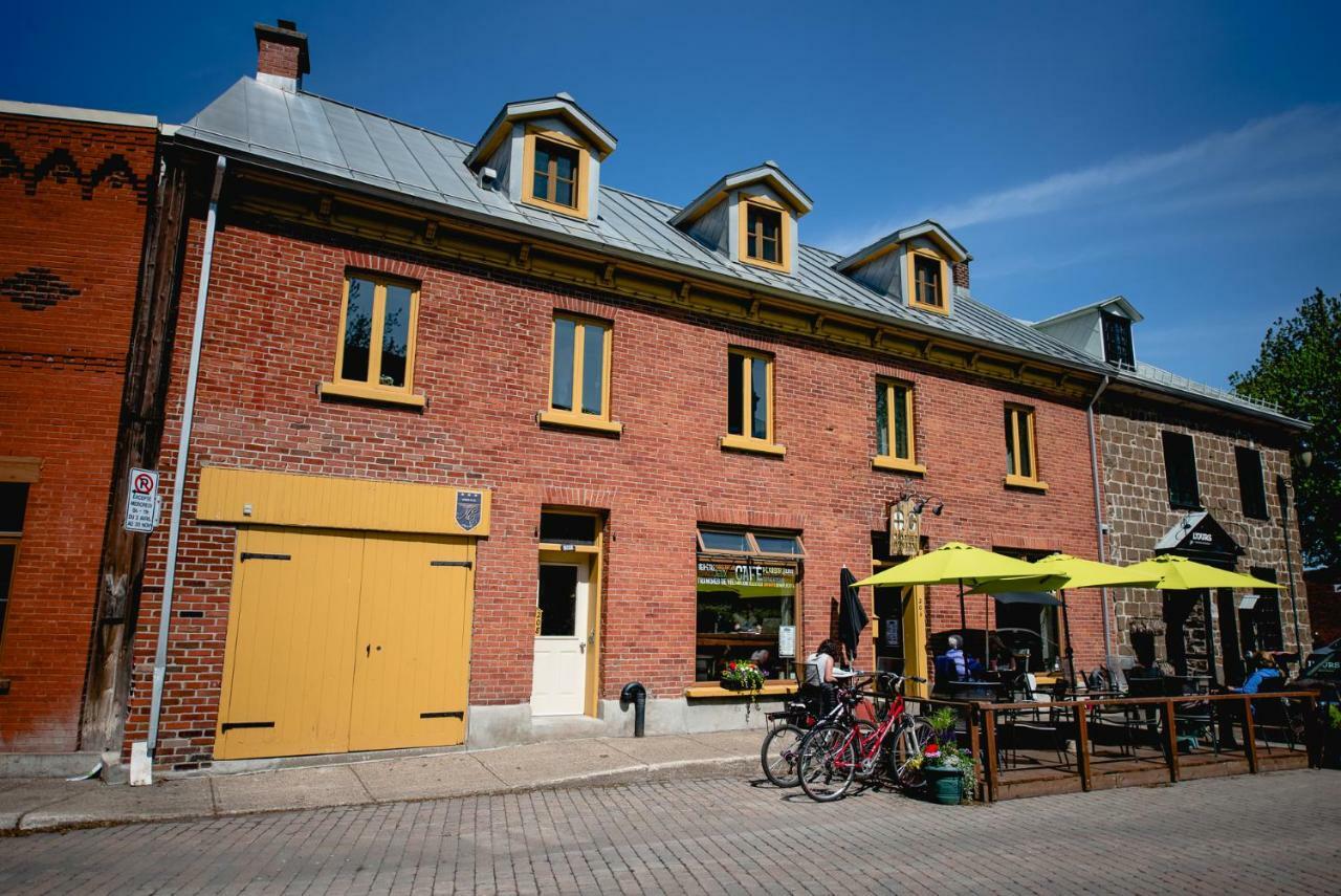 L'Auberge Du Qg La Prairie Exteriér fotografie